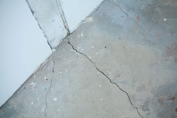 Cost of Garage Crack Repair in Tallahassee